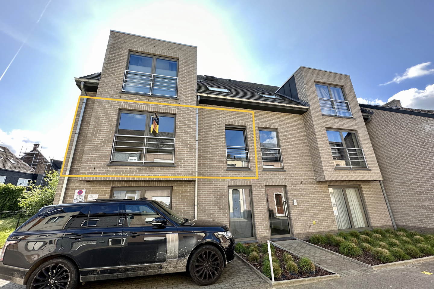 Appartementsgebouw Van de Vijverstraat 3 Erembodegem met het appartement aangeduid